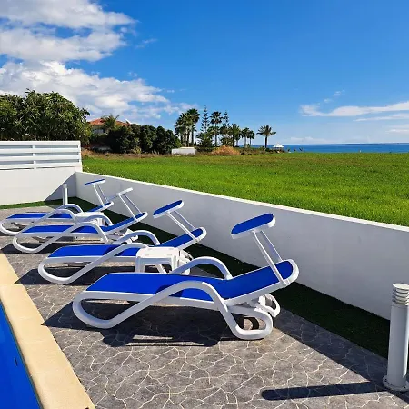 Waves Villa Mazotos