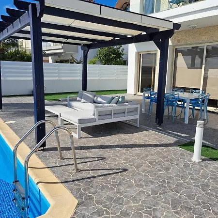 Waves Villa