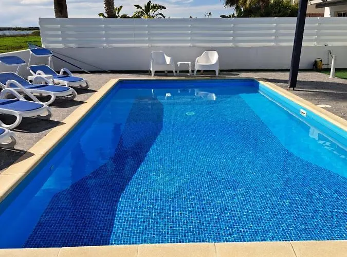 Waves Вилла Мазотос